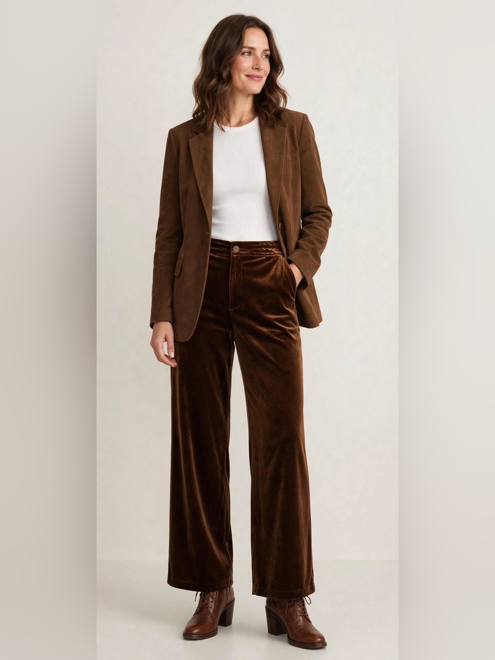 Women's Pants in Deep Brown
